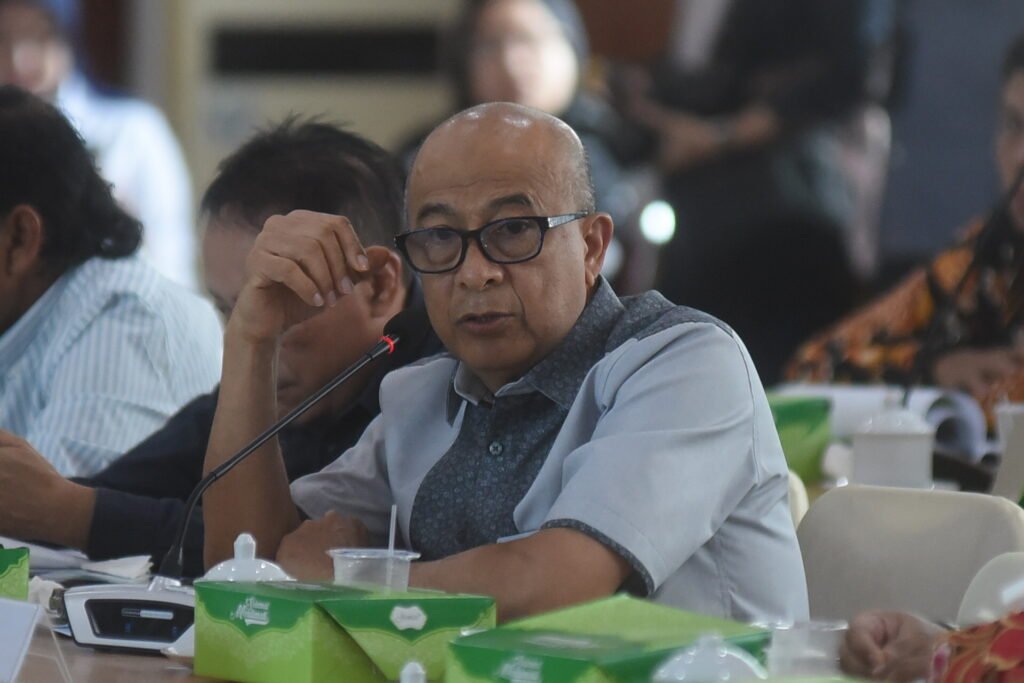 Komisi V Minta Peningkatan Anggaran dari Pusat Guna Perbaikan Jalan di Ketapang