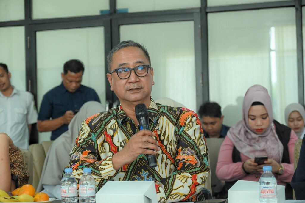 Pentingnya Pendekatan Holistik dan Kolaboratif dalam Meningkatkan Literasi di Banten