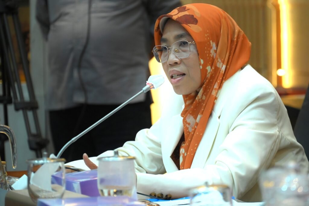 Mikroplastik di Air Hujan Bukan Sekadar Isu Lingkungan, tapi Ancaman Kesehatan Publik