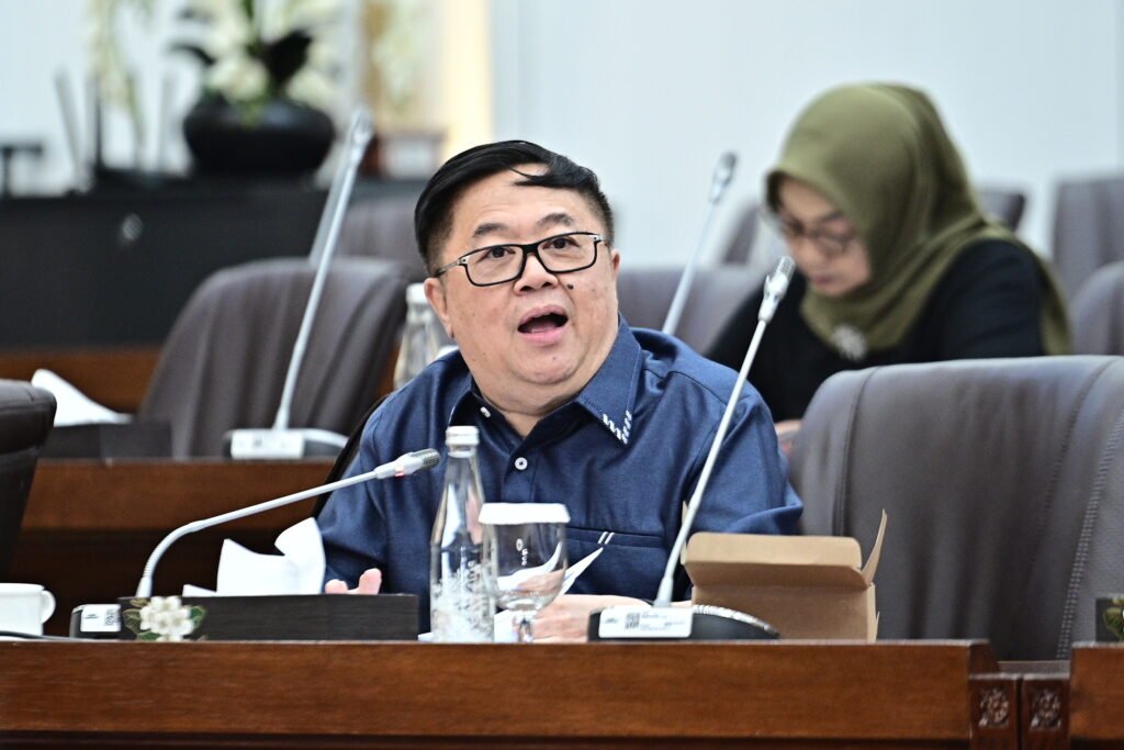 Evaluasi Total Proyek Kereta Cepat demi Stabilitas Keuangan Negara
