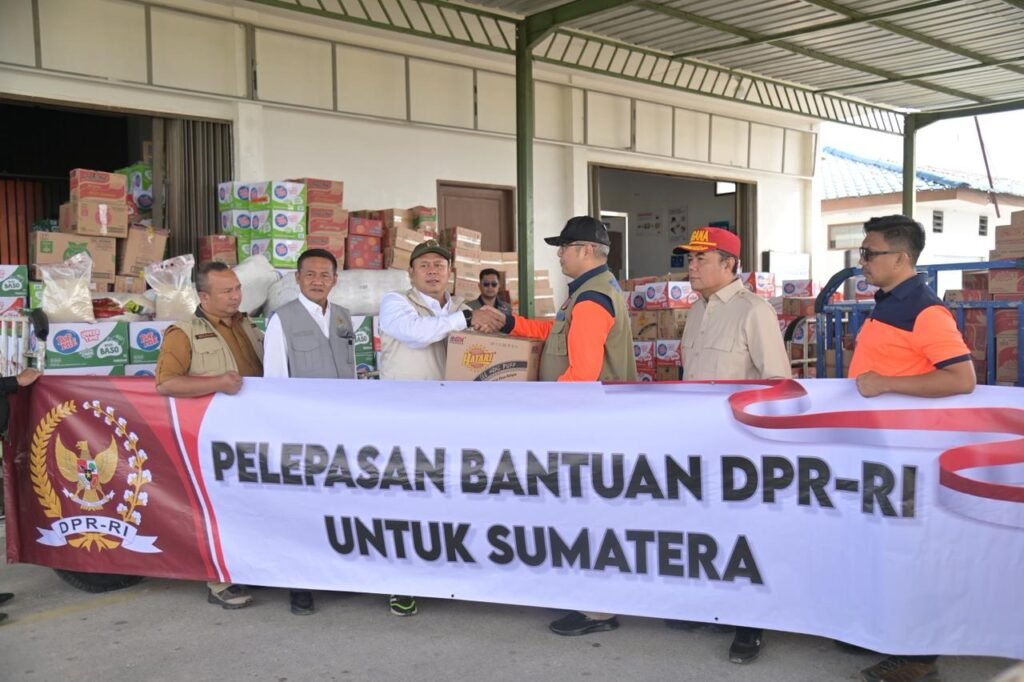 Waka DPR Cucun Ahmad Syamsurijal Pastikan Penyaluran Bantuan Bencana Sumatera, Desak Akses Jalan Dibuka