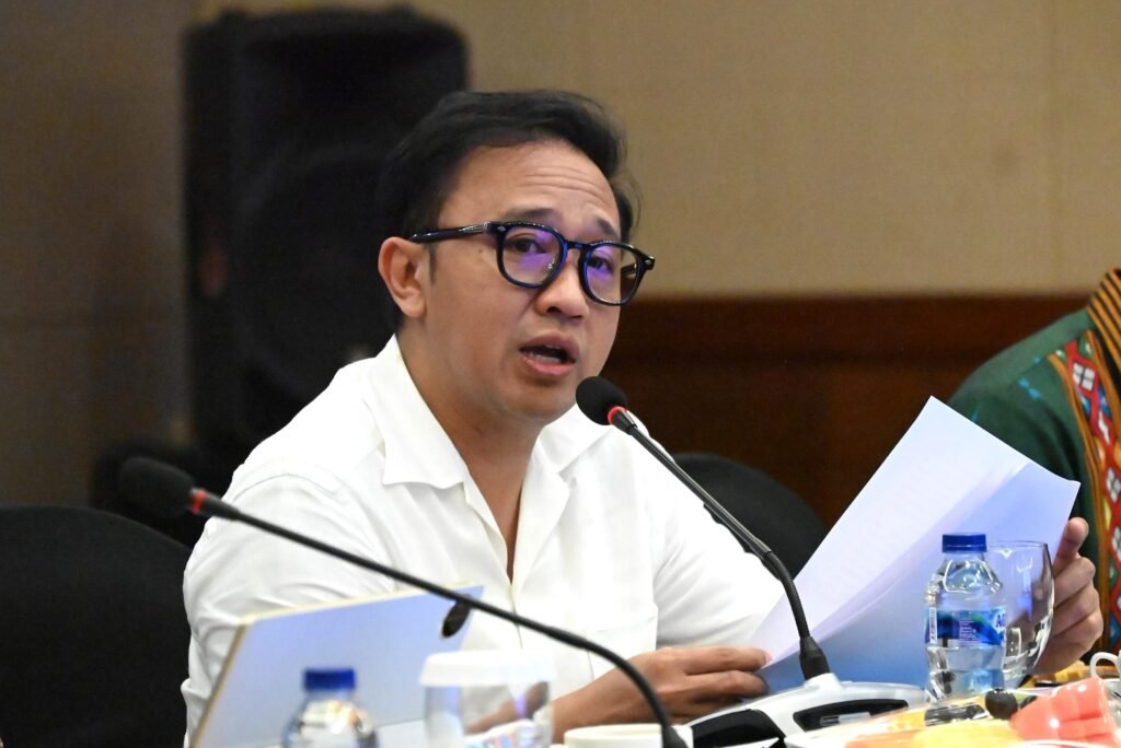 Soroti Pencemaran Sungai Cisadane, Komisi XII Minta KLH Tindak Cepat