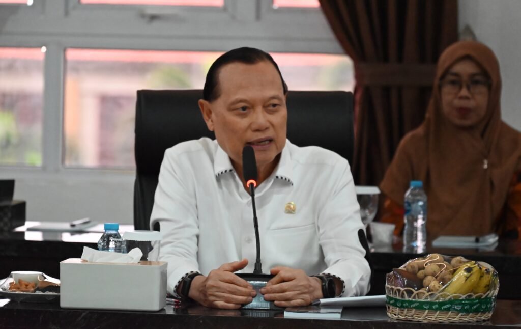 Kunjungan ke Polresta Surakarta, Adang Perjelas Batasan Hak Imunitas Anggota DPR