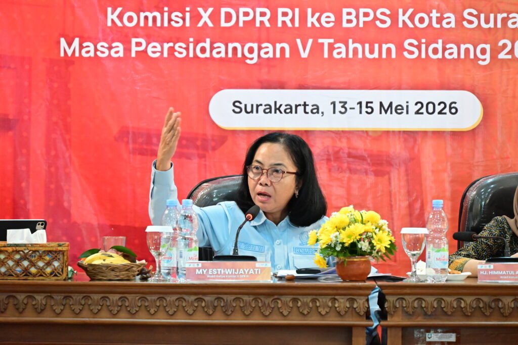 Segera Perjelas Status Guru Honorer Jadi ASN Sebelum Berlakunya SE Mendikdasmen Nomor 7/2026