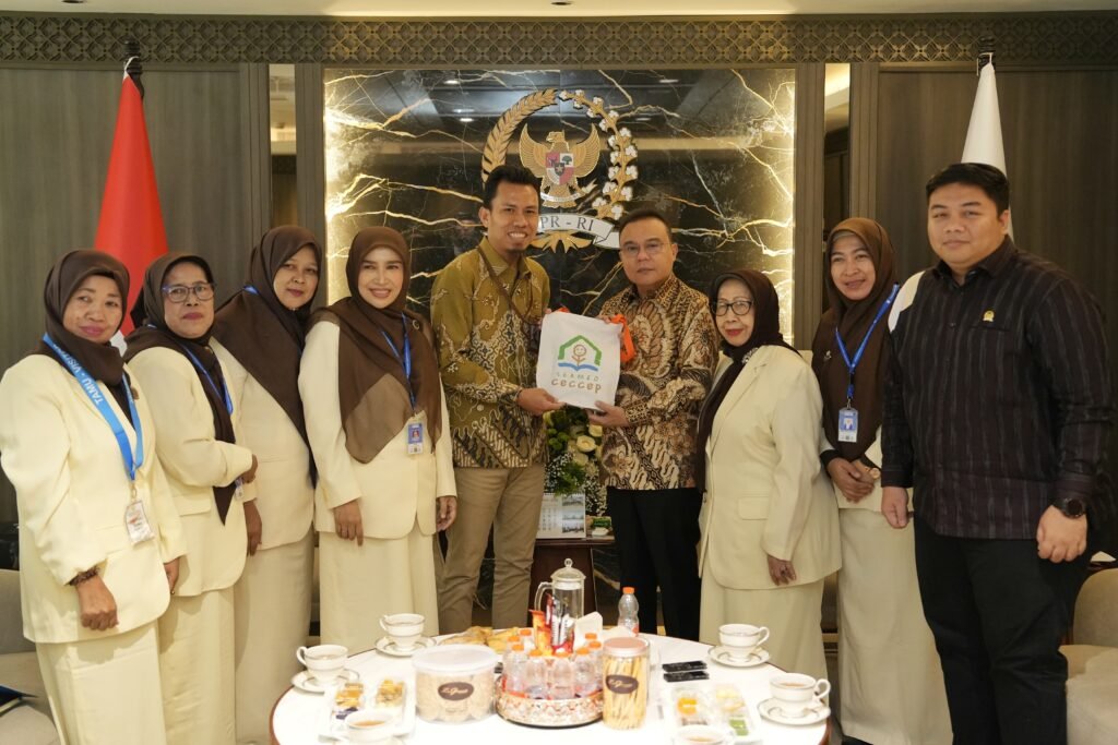 DPR RI Terima Aspirasi Guru TK se-Indonesia, Soroti Kesejahteraan dan Status Honorer