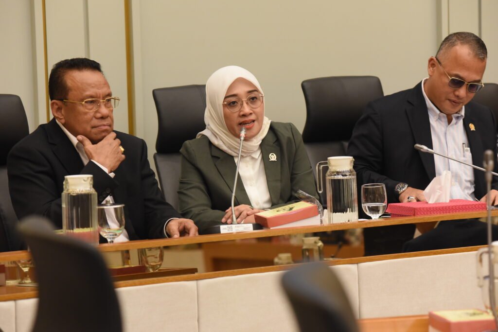 Bromo Terbakar, Legislator Soroti Karhutla yang Sudah Capai 107 Ribu Hektare